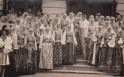 Șezătoare urbană în Șcheii Brașovului